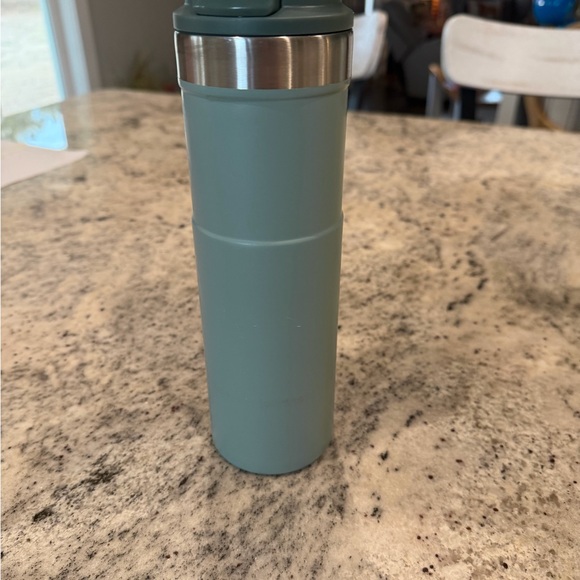 Starbucks X Stanley green tumbler - Picture 5 of 10